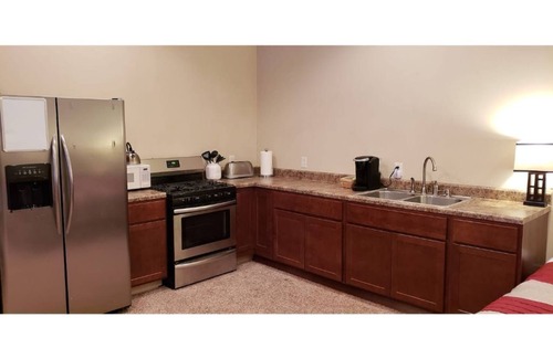Porter Apartamento | The "Pool Barn" w/Pool, Hot Tub, Billiards & more near Indiana Dunes