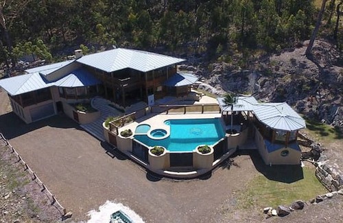 Crescent Head Casa | The Pool House – Crescent Head - Stunning Ocean Views, Pet Friendly