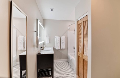 Port St. Joe Hotel | The Port Inn and Cottages, Ascend Hotel Collection