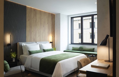 Piraeus Hotel | The Port Square Hotel