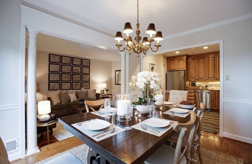 West End Casa | The Potomac - Friendly Townhouse Near DC & Old Town - 3 En-Suite Baths
