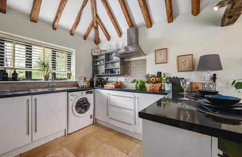 Blackham Cabaña | The Potting Shed - a holiday let that sleeps 2 guests in 1 bedroom