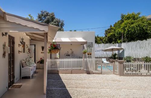 Hermanus Cama Y Desayuno | The Potting Shed Guest House