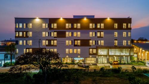 Phitsanulok Hotel | The Pride Hotel Phitsanulok