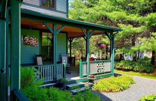 Bar Harbor Hotel | The Primrose