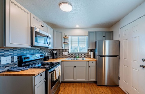 University Heights Apartamento | The Princeton Suite 7 | 1 Bed, 1 Bath