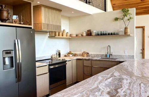 Ellijay Cabina | The Proper Deer-Nordic Inspo, Lots of Amenities!