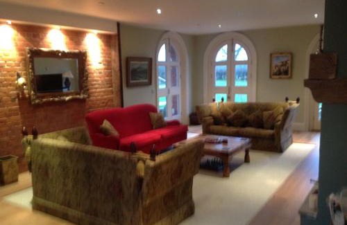 Moffat Villa | The Pump House