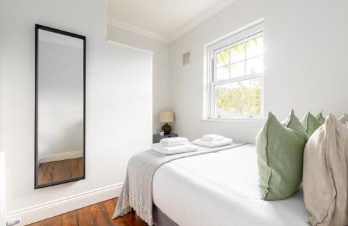 West Putney Apartamento | The Putney Villa