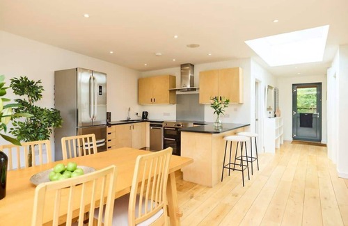 Putney Apartamento | The Putney Wonder - Dazzling 3 Bdr Flat with