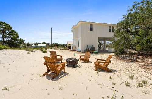 East End Casa | The Quarterdeck