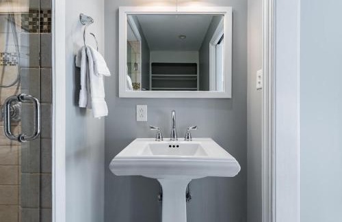 French Quarter Hotel | The Quarters on Vendue