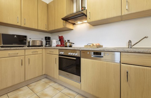 Neudorf-Weimershof Apartamento | The Queen Luxury Apartmen-Villa Vittoria