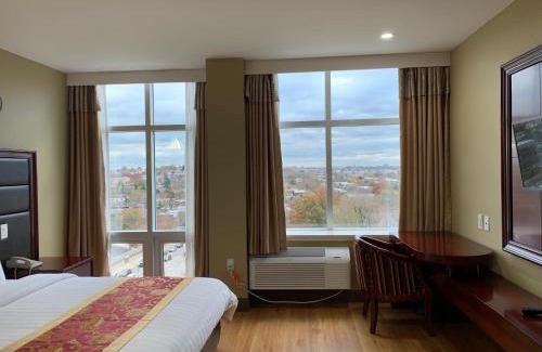 Queens Hotel | The Queens Hotel