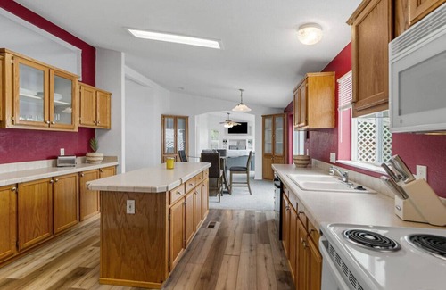 Central Oregon Casa | The Quiet Inn: Close to U of O/Autzen