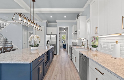 Atlantic Beach Casa | The Quiet Storm - Walk to Beach - 4BR/3BA - 3 Living Areas