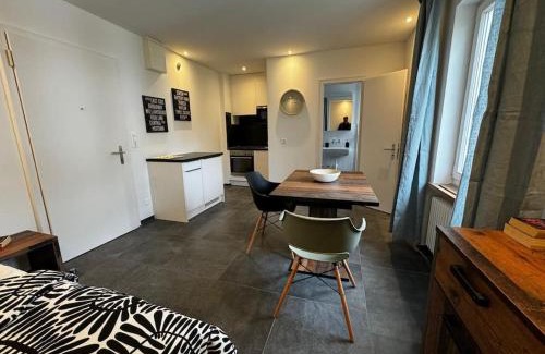 Schaffhausen Apartamento | The R Apartment Weinsteig, comfort and serenity
