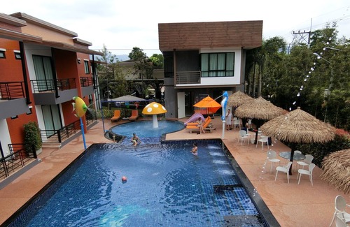 Nakhon Nayok Hotel | The Rabbit Home
