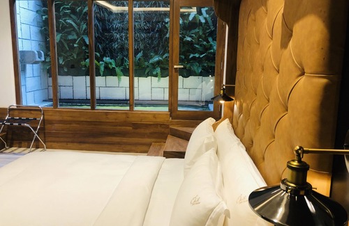Kandy Hotel | The Radh Hotel
