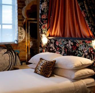 Asheville Hotel | The Radical Asheville, Tapestry Collection by Hilton