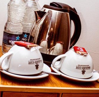 Minchinhampton Hotel | The Ragged Cot