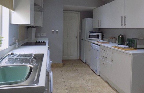 Splott Casa | Casa-Moderno-Baño Privado-Vista al Jardín
