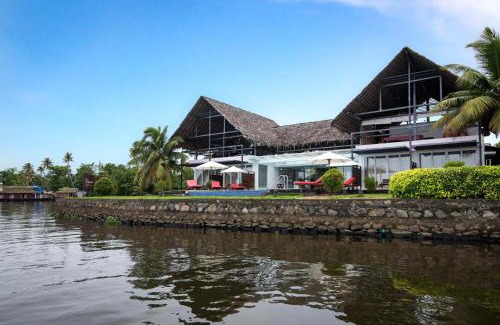 Aryad South Complejo | The Rain - River Villa with Infinity Pool