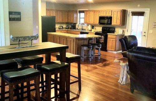 Calico Rock Casa | The Rainbow - Cabin 2 -Amazing White River frontage views!