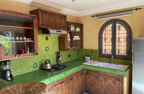 Mirleft Apartamento | The Rainbow House