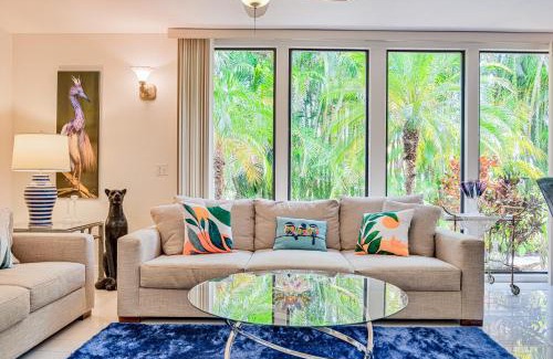 East Naples Casa | The Rainbow Villa