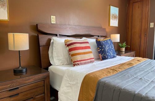 Pavas Cama Y Desayuno | The Rainier Bed & Breakfast 5