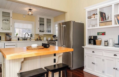 Smithville Casa | The Ramona House w/ Cowboy Pool! Walk to Downtown!