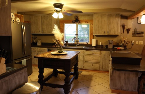Hayden Otro | The Ranch: A farmhouse getaway with 77 acres of open space along the Yampa River