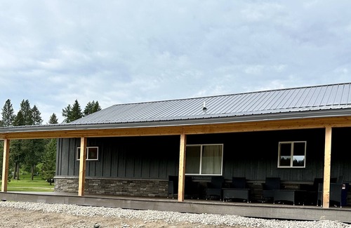 Lakeside Cabina | The Ranch House on Flathead Lake