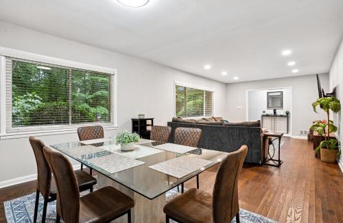 Collier Heights Casa | The Ranch on 703