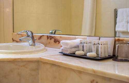 Fitzrovia Hotel | The Rathbone Hotel, Fitzrovia