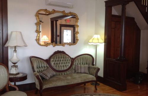 Old Orchard Beach Cama Y Desayuno | The Rebekah Inn