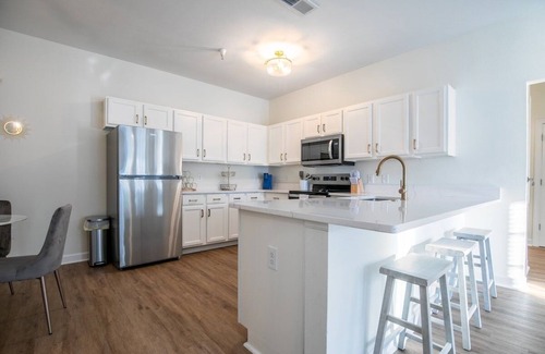 Oxford Casa | The Rebel Roze, walk to The Grove
