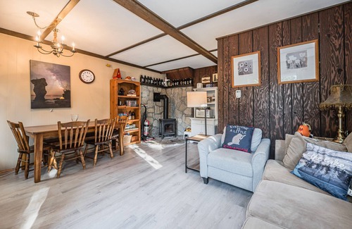 Northern Bruce Peninsula Cabaña | The Red Barn - Rustic lakefront cottage near Tobermory with sunset views and cozy charm.