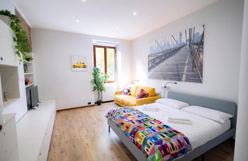 Tricolore Apartamento | tHE Red Bricks Home - San Babila Area