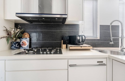 Caulfield North Apartamento | The Red Ember Retreat