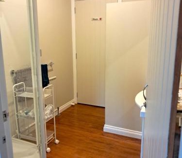 Invercargill Casa | The Red Gate