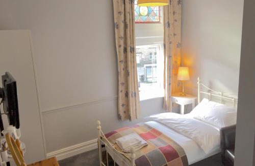 Matlock Hotel | The Red Lion