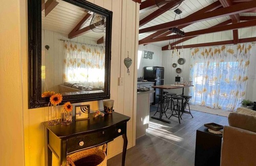 Wofford Heights Cabina | The Red Onion 'Romantic Retreat'