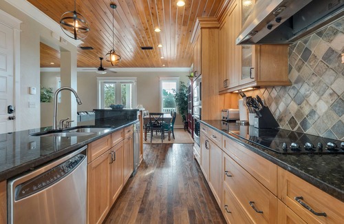 Steinhatchee Casa | The Redfish-Sleeps 10, walk to Sea Hag Marina
