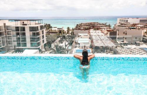 Gonzalo Guerrero Hotel | The Reef 28 Hotel & Spa - Luxury Adults Only - All Suites - With Optional All Inclusive