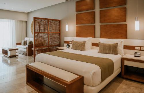 Gonzalo Guerrero Hotel | The Reef 28 Hotel & Spa - Luxury Adults Only - All Suites - With Optional All Inclusive