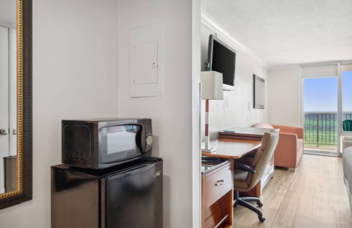 Panama City Beach Hotel | The Reef at Seahaven Beach Resorts