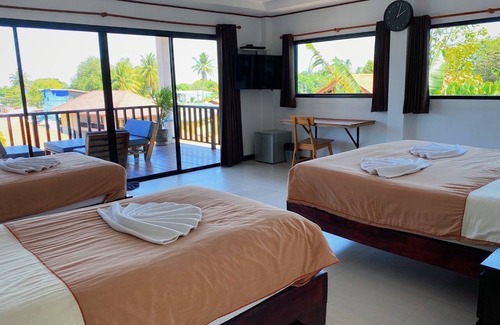 Satun Casa | The Reef Hotel & Studios