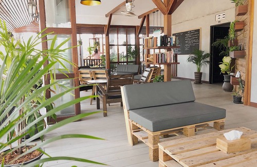 Satun Casa | The Reef Hotel & Studios